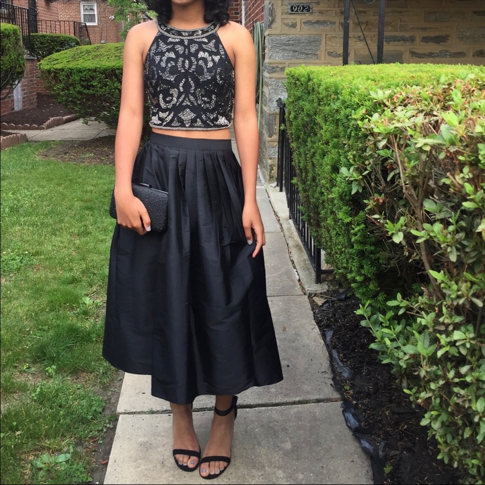 Black 2 piece set